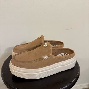 Women's Austin Lift Hey Dudes